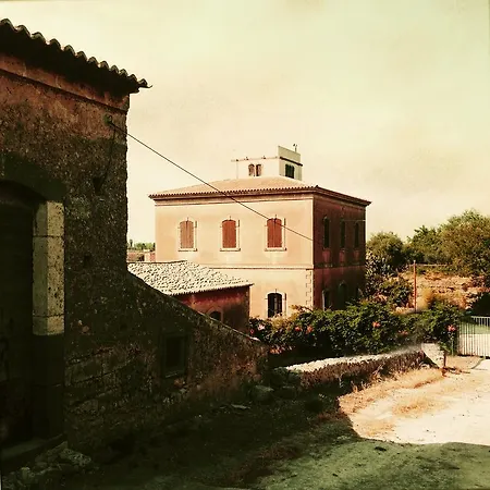 Country house Zahara Carlentini